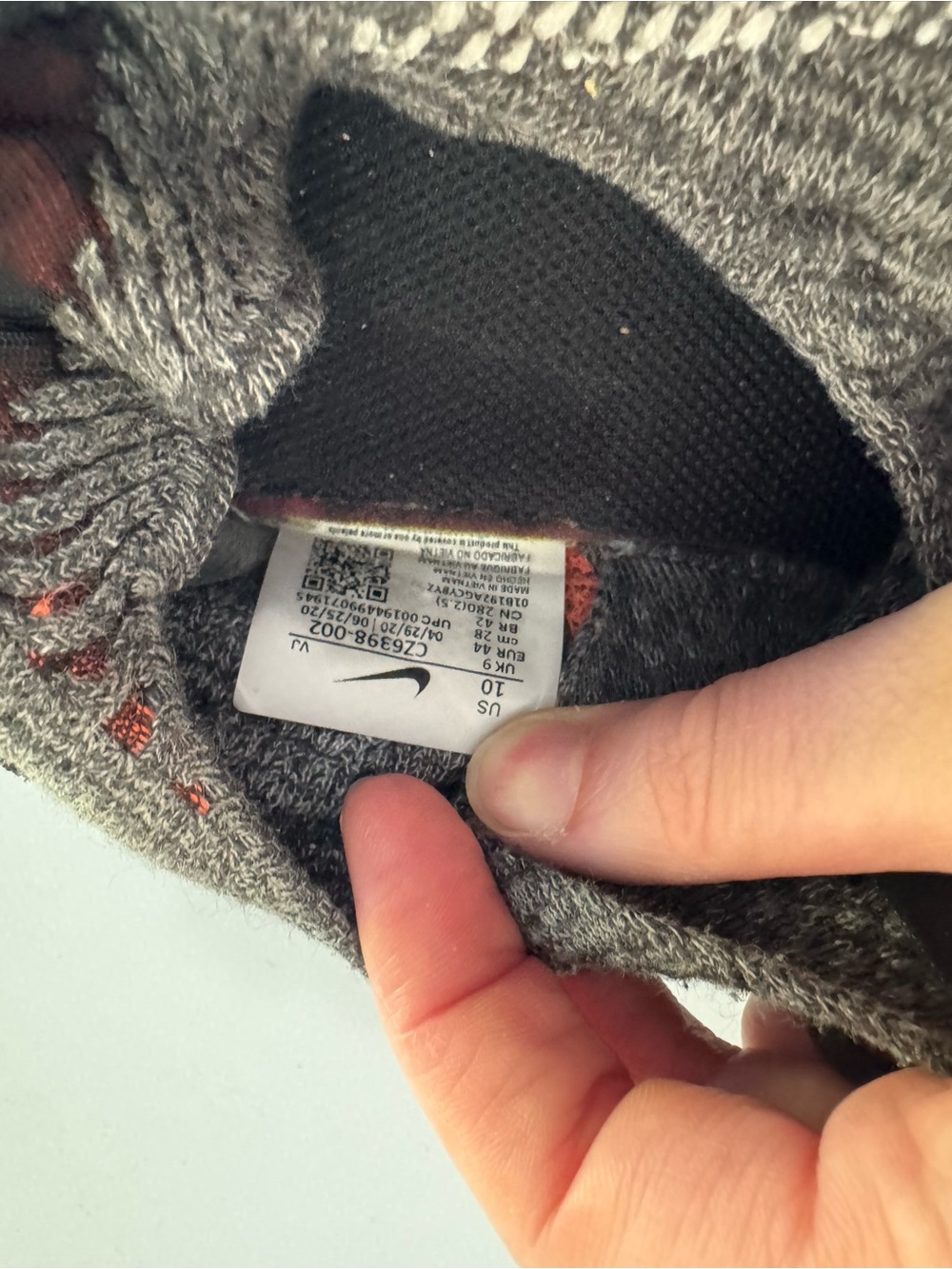 Nike space hippie 04 Grey Knit Sneakers with Orange Accents - Picture 4 of 4